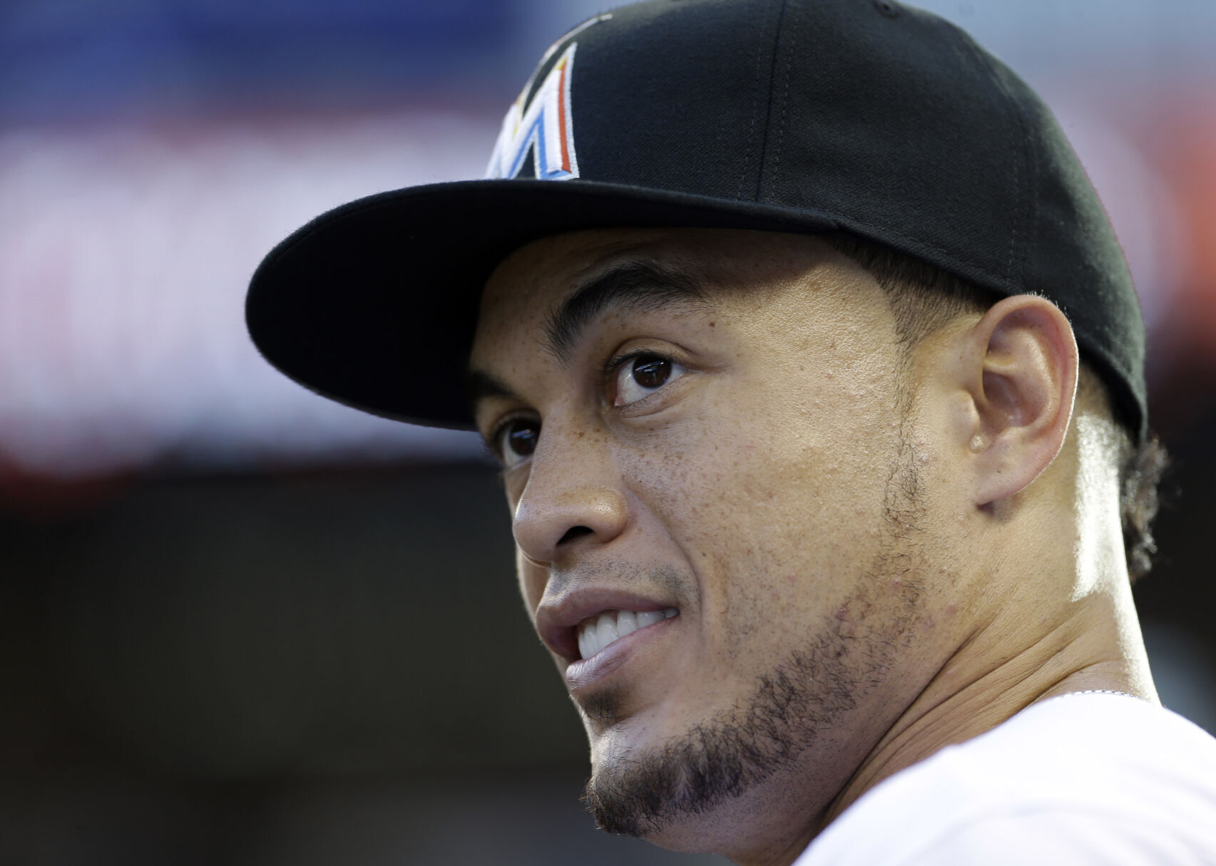 2014: Giancarlo Stanton agrees to terms with Miami Marlins on $325M deal
